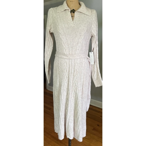 Rachel Zoe Dresses & Skirts - NWT Rachel Zoe Belted Cable Sweater Dress S